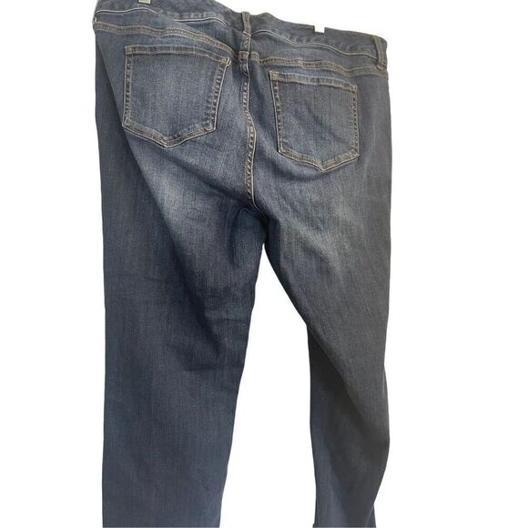 Torrid Women's Blue Mid Rise Medium Wash Distressed Ex-Boyfriend Jeans Size 18 - Picture 3 of 13